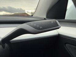 Tesla Model Y (Dual Motor) Long Range SUV 5dr Electric Auto 4WDE (384 bhp) 35