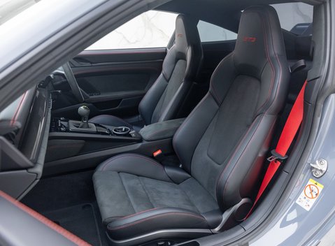 Porsche 911 GT3 (992) 19