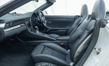 Porsche 911 Carrera S CABRIOLET (991.2) 18