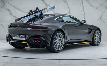 Aston Martin Vantage 007 Edition 3