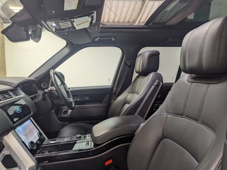 Land Rover Range Rover 3.0 Range Rover Vogue D MHEV Auto 4WD 5dr 34