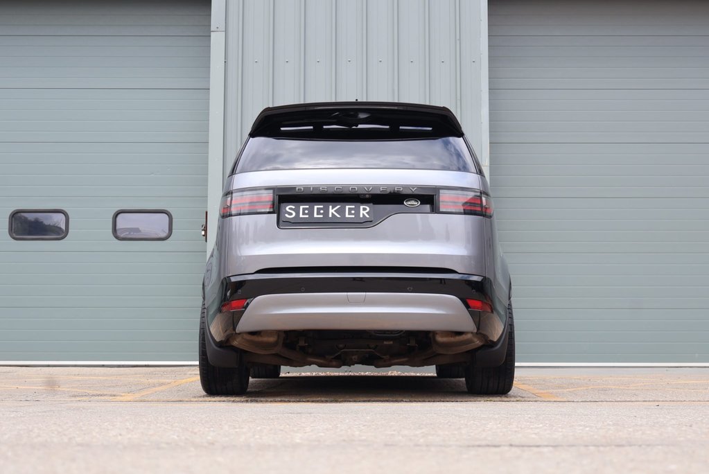 Land Rover Discovery 2023 R-DYNAMIC HSE MHEV GENUINE REAR SEAT CONVERSION URBAN 22 WHEELS  5