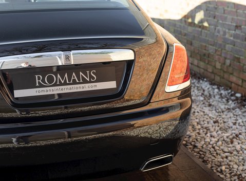 Rolls-Royce Wraith 'Inspired By British Music' Ronnie Wood 30