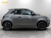 Fiat 500e 42kWh La Prima Hatchback 3dr Electric Auto (118 ps) 8