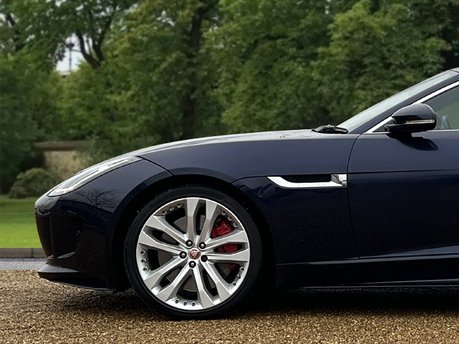 Jaguar F-Type V6 S AWD 11