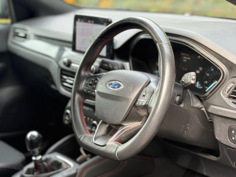 Ford Focus 1.0T EcoBoost ST-Line X Euro 6 (s/s) 5dr 16