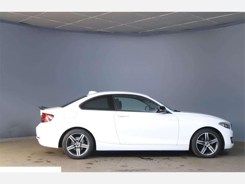 BMW 2 Series 1.5 218i Sport Euro 6 (s/s) 2dr 12