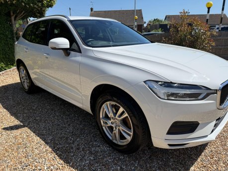 Volvo XC60 2.0 D4 Momentum Auto AWD Euro 6 (s/s) 5dr 7
