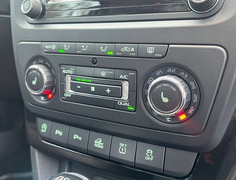 Skoda Yeti 2.0 Yeti Outdoor Laurin & Klement TDI SCR 4x4 Semi-Auto 4WD 5dr 29