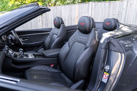 Bentley Continental GTC V8. MULLINER SPEC. DYNAMIC RIDE. ROTATING DISPLAY. CARBON INTERIOR. 7