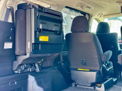 Toyota Vellfire ELECTRIC DISABILITY SEAT+GRADE 4B 59