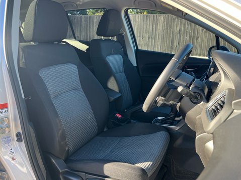 Suzuki S-Cross MOTION 19