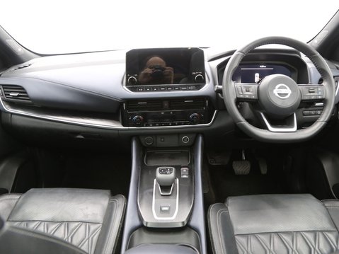 Nissan Qashqai 1.3 DIG-T MHEV Tekna+ XTRON Euro 6 (s/s) 5dr 9