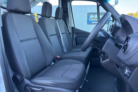 Mercedes-Benz Sprinter 315 Cdi Progressive Tipper with Air Conditioning 4