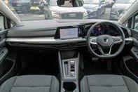 Volkswagen Golf LIFE ETSI DSG 3