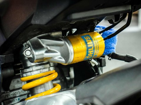 Yamaha R1M 1000 Super Sports Petrol Manual (200 ps) 32