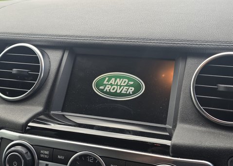 Land Rover Discovery 4 3.0 SD V6 Graphite SUV 5dr Diesel Auto 4WD Euro 6 (s/s) (256 bhp) 15