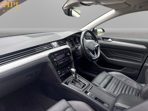 Volkswagen Passat 1.4 TSI 13kWh GTE Estate 5dr Petrol Plug-in Hybrid DSG Euro 6 (s/s) (218 ps 15