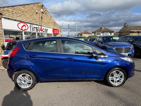 Ford Fiesta ZETEC 8