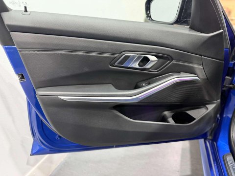 BMW 3 Series 2.0 330e 12kWh M Sport Saloon 4dr Petrol Plug-in Hybrid Auto Euro 6 (s/s) ( 50