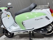 Royal Alloy GT 2020 ONLY 1K 1 OWNER SCOOTER LONG MOT MODERN RETRO 125CC 17