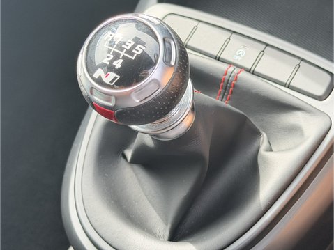 Hyundai i10 N Line T-Gdi 27
