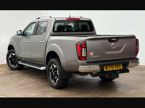 Nissan Navara 2.3 Navara Tekna dCi 4WD 5dr 49
