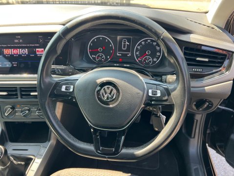 Volkswagen Polo 1.0 SE Euro 6 (s/s) 5dr 17