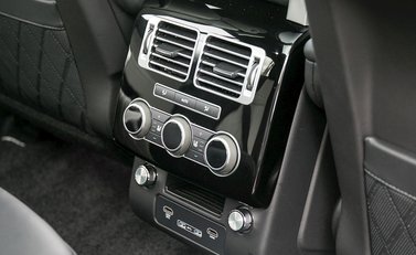 Land Rover Range Rover 5.0 SVAutobiography Dynamic 19