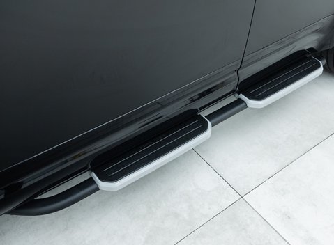 Land Rover Defender 110 V8 29