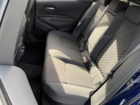 Suzuki Swace 1.8 Hybrid Motion 5dr CVT 38