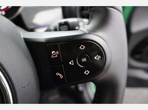 Mini Hatch 1.5 Cooper Exclusive Auto 3dr 36