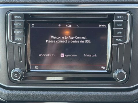 Volkswagen Amarok 3.0 TDI V6 Black Edition Auto 4Motion Euro 6 (s/s) 4dr 38