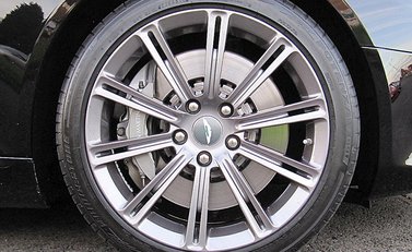 Aston Martin Rapide 6