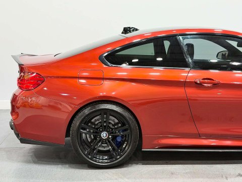 BMW M4 3.0 BiTurbo Coupe 2dr Petrol DCT Euro 6 (s/s) (431 ps) 19