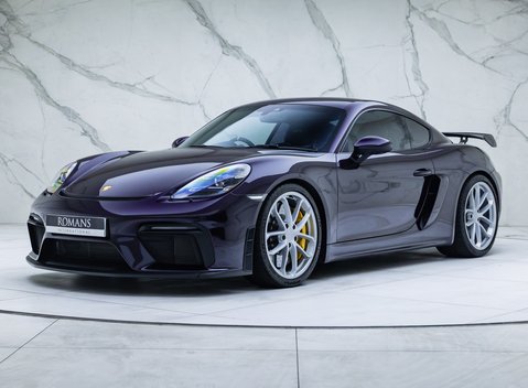 Porsche Cayman GT4 (718) 1