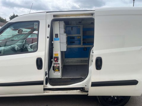 Fiat Doblo 1.2 Doblo 16V REAR ELECTRIC AND RACKING 33