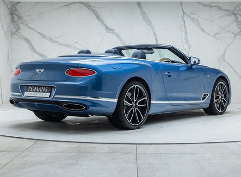 Bentley Continental GTC W12 First Edition 6