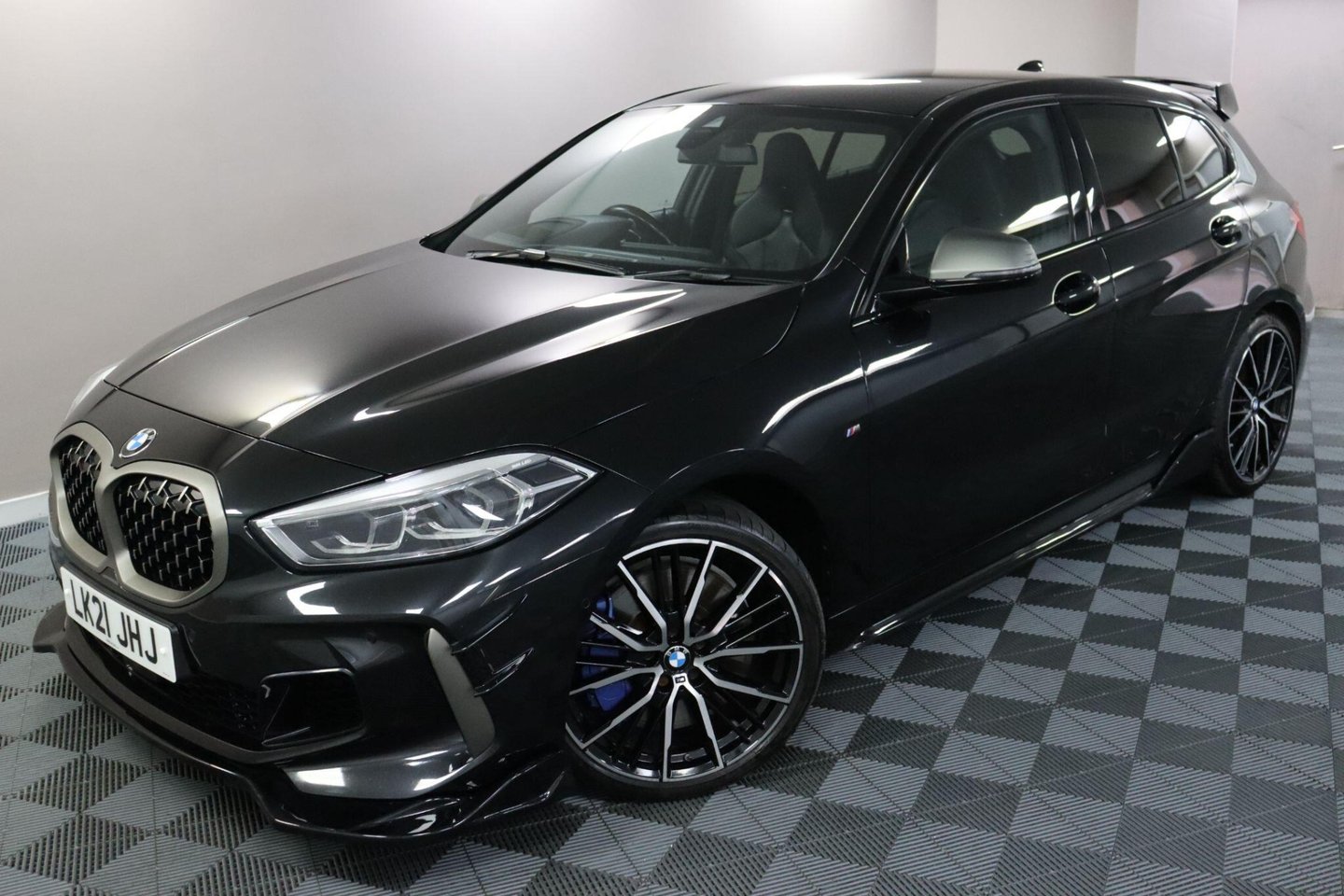 2021 BMW 1 Series — image 15
