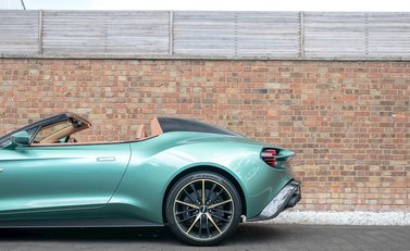 Aston Martin Zagato Vanquish Speedster 31