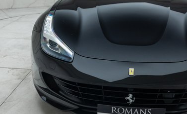 Ferrari GTC4 Lusso V12 29