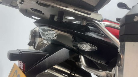 BMW F800 2014 ONLY 23K FULL ALLOY LUGGAGE NEW MOT SERVICED 800CC 21