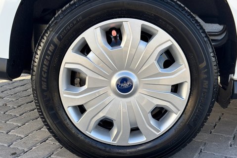 Ford Transit Connect 240 L1 Trend 100 ps Panel Van - Air Con 26