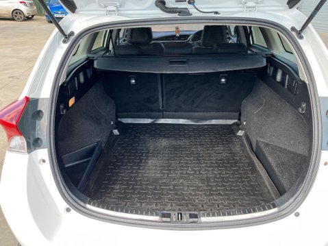 Toyota Auris 1.8 VVT-h Excel Touring Sports CVT Euro 6 (s/s) 5dr 6