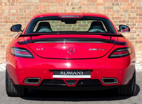 Mercedes-Benz SLS AMG GT Final Edition 5