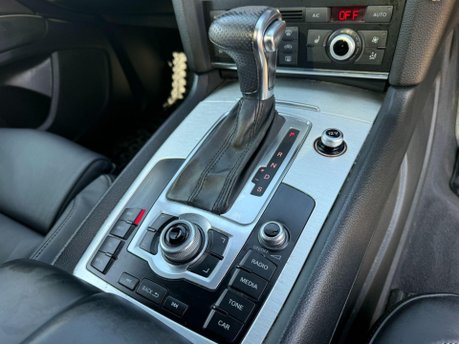 Audi Q7 3.0 TDI V6 S line Style Edition Tiptronic quattro Euro 5 (s/s) 5dr 20