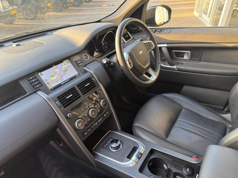 Land Rover Discovery Sport TD4 LANDMARK 18