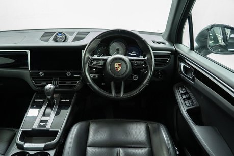 Porsche Macan 2.9T V6 S SUV 5dr Petrol PDK 4WD Euro 6 (s/s) (380 ps) 7