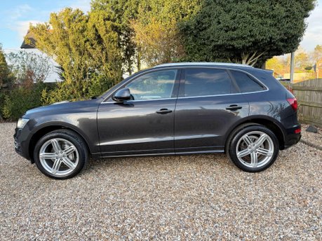 Audi Q5 2.0 TDI S line Plus S Tronic quattro Euro 5 (s/s) 5dr 3