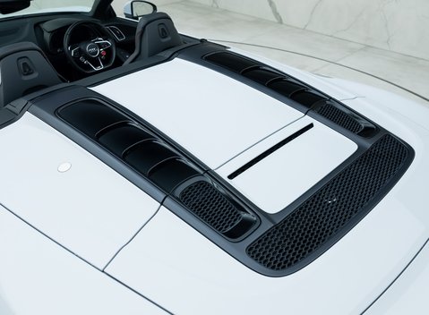 Audi R8 V10 Spyder 31